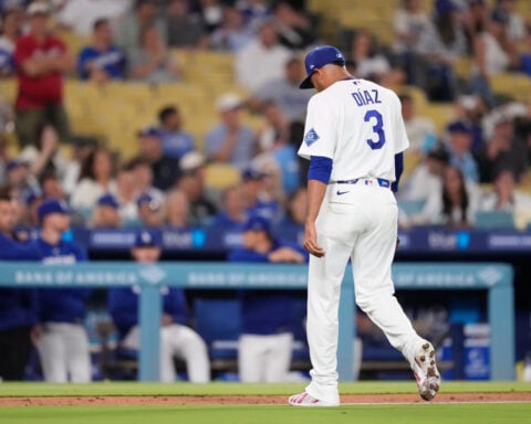 Another bullpen meltdown leaves Dodgers manager Dave Roberts infuriated and Edwin Diaz frustrated