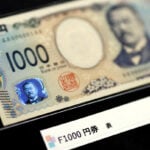 Yen's slide to weekly loss prompts bets for another intervention