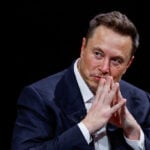 Musk discloses 48.4% stake in SpaceX in regulatory filing
