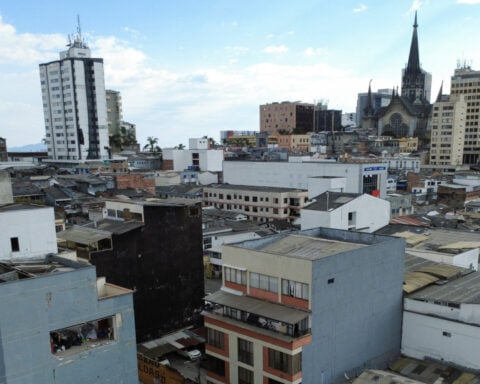 World Bank says it disbursed $200 million to Colombia for quake response