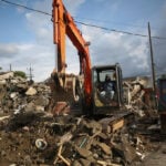Race to reach trapped Colombia quake survivors offers hope