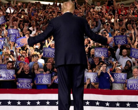 Republicans worry their chances of keeping Congress are slipping away. Inside the Trump campaign plan to change that