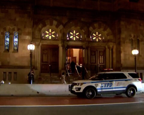 Man who official says has past mental health issues faces hate crime charges after disrupting service at Manhattan synagogue
