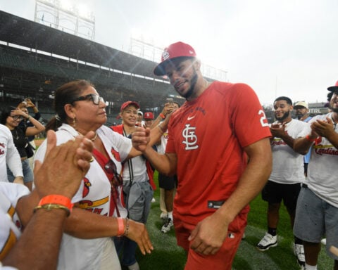 Joshua Báez of the Cardinals hits 3 homers in his first 3 at-bats in a historic major league debut