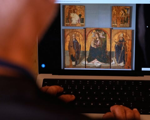 Thieves steal 4 Renaissance artworks in a Sicilian museum heist during an Italian holiday