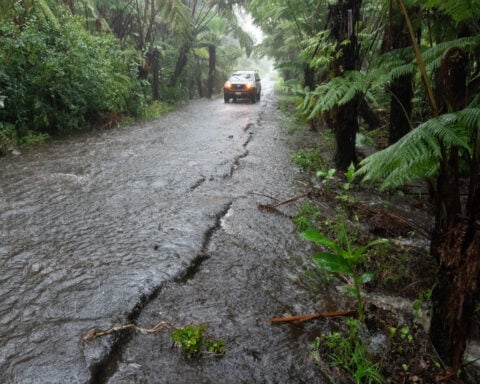 Thousands without power and at least 100 homes damaged after Tropical Storm Lala starts to move away from Hawaii