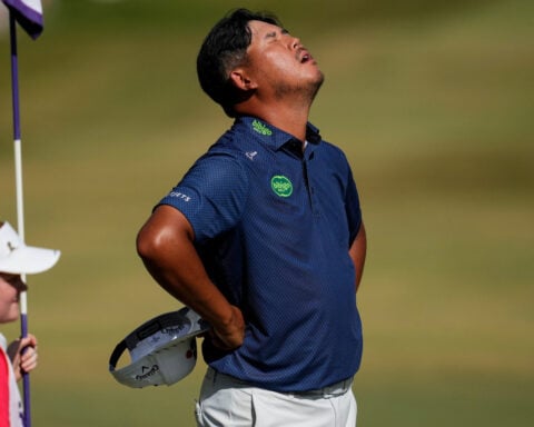 Scottie Scheffler back to his dominant self and opens PGA Tour postseason with 8-shot win