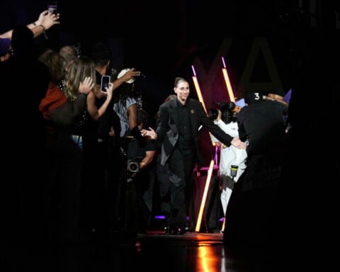 Diana Taurasi inducted into the Mercury Ring of Honor as franchise celebrates 20 years of excellence