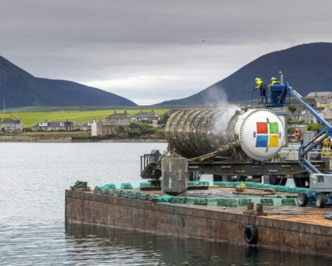 AI companies look to the ocean as a place to put more data centers