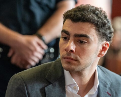 Luigi Mangione’s state murder trial postponed indefinitely amid double jeopardy fight