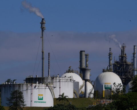 Lula calls oil near the Amazon River a passport to Brazil's future after Petrobras strikes new find
