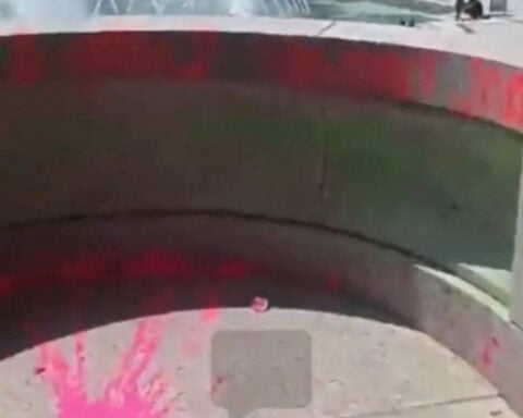US judge orders release of woman accused of vandalism at World War Two Memorial