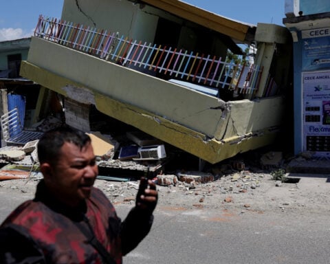 Search for Indonesia earthquake victims underway on Independence Day