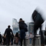 UK labour market loses more momentum in second quarter