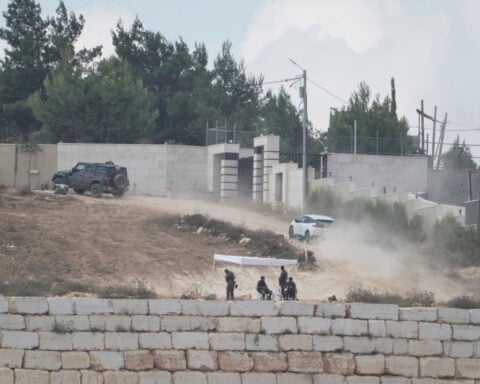 Palestinian American returns to besieged West Bank home but Israeli settlers remain
