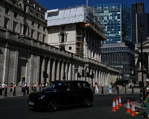Bank of England to hold rates for remainder of year despite inflation risks 