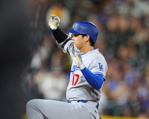 Ohtani says knee felt good after recent bullpen session, powers Dodgers with 2 homers in 11-5 win