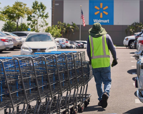Walmart promises price cuts after $2.9 billion tariff refund