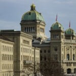 Second poll shows Swiss likely to reject tighter neutrality