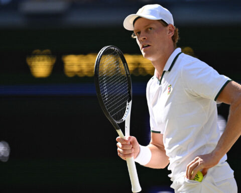Jannik Sinner pulls out of US Open with knee injury