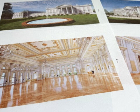 Supreme Court's chief justice allows work on Trump’s $400M White House ballroom to continue for now