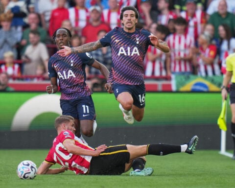 Man United and Tottenham make woeful starts in the Premier League to puncture preseason positivity