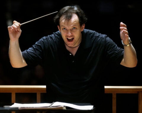 Boston Symphony Orchestra and musicians extend contract for 48 hours, delaying possible first strike