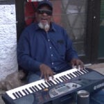 Blind Milwaukee man inspires community with his uplifting music