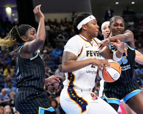 Caitlin Clark scores 37 points as the Fever beat the Sky 113-90