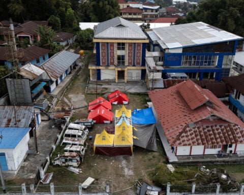 Indonesia says death toll from August 15 earthquake reaches 100