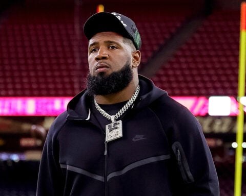 Texas police reveal no criminal findings and close case into death of Bills' DT Ed Oliver's son