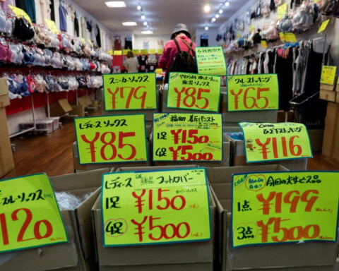 Japan Inc seeks new hedges for a long era of yen weakness