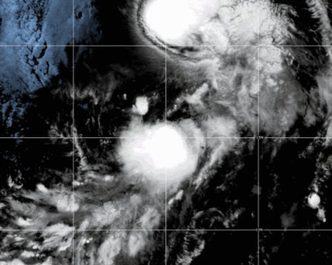 Tropical Storm Iselle expected to absorb Tropical Storm Julio in the Pacific Ocean