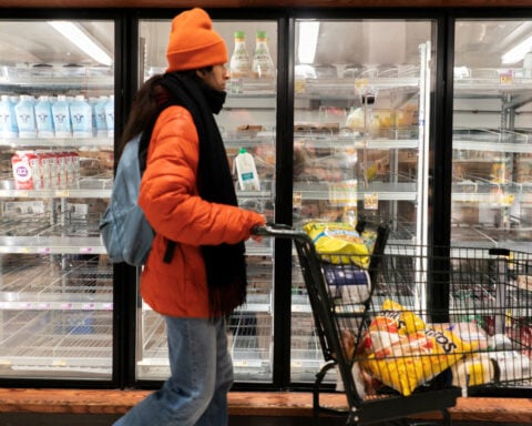 US consumer confidence falls in August, Conference Board says