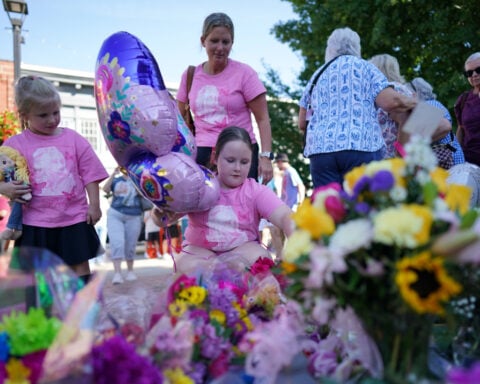 The Latest: Dolly Parton, iconic singer and songwriter, dies at age 80