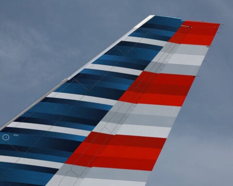 American Airlines plane blows 2 tires at Chicago O’Hare airport before takeoff, FAA says