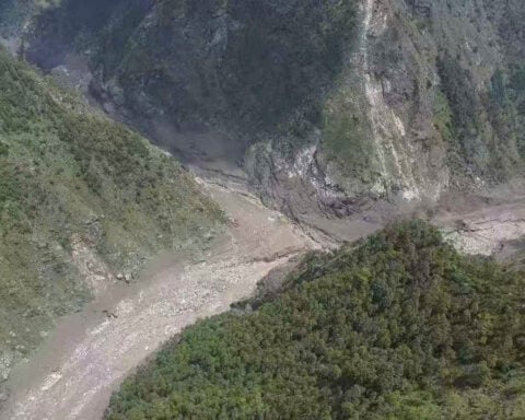More than 1,300 are missing in Nepal and Tibet after catastrophic floods caused by glacial collapse