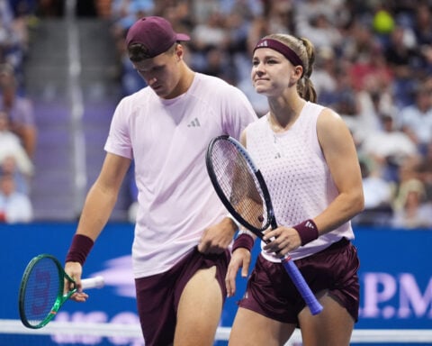 Karolina Muchova and Jakub Mensik win the US Open mixed doubles championship