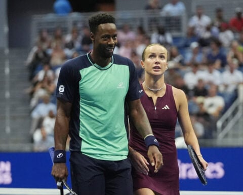Karolina Muchova and Jakub Mensik win the US Open mixed doubles championship