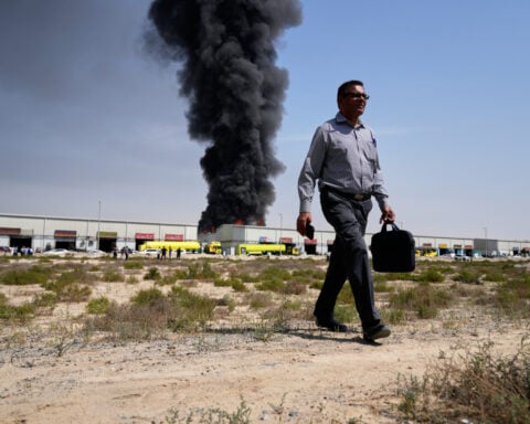 Iran scrambles to sustain trade as US threatens to sanction countries that refuse to break ties