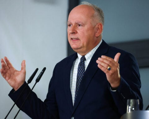 Poland does not want nuclear warheads on its territory, deputy defence minister says