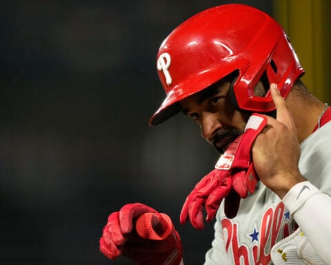 Edmundo Sosa's pinch-hit grand slam in 9th propels Phillies to a wild 5-3 win over Angels