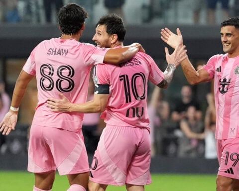 Lionel Messi scores 4 goals, adds assist to lead Inter Miami to 7-1 romp over Montreal