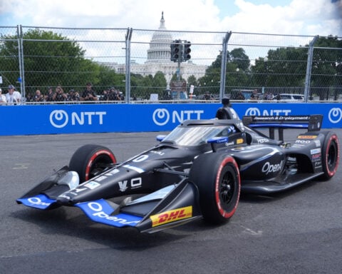 Palou wins his record-tying 4th consecutive IndyCar season championship