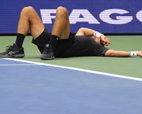Novak Djokovic loses in opening round of US Open for first time, falling in 5 sets to Mariano Navone