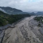 Rescue efforts intensify after Nepal-Tibet flooding as deaths climb past 900