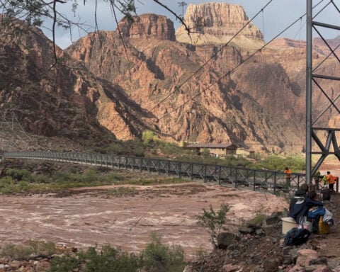 At least 2 dead in Grand Canyon flooding; Park Service says 20-plus may be missing