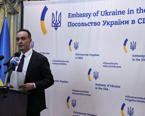 With US bill's fate in balance, Ukraine to lobby US on Russia sanctions