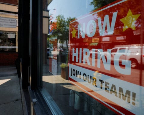 US labor market remains stable; services input price rises point to elevated inflation