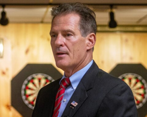New Hampshire's GOP primary features two familiar names from the past, and voters are fine with that